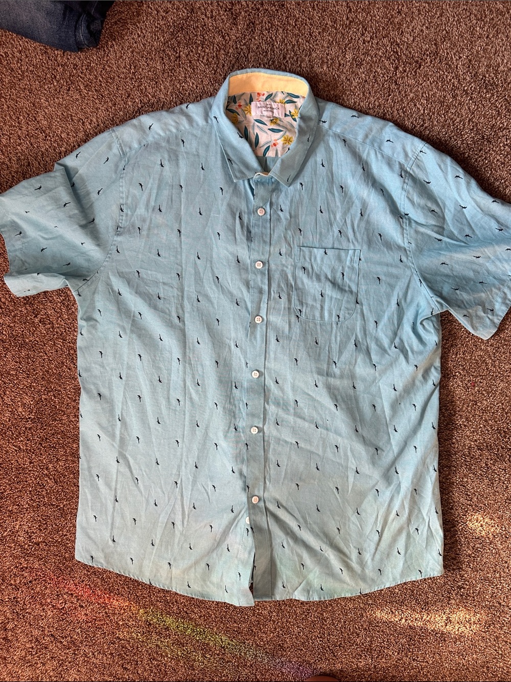 Short-Sleeve Button-Up Shirt - XXL